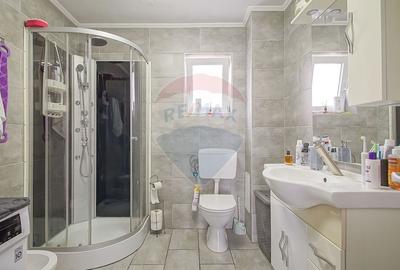 Casă cu 7 camere cu Teren 650 Mp în Bod - 20