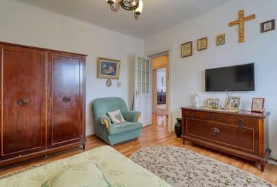 Oportunitate - Casă boierească  de poveste- 7000 mp teren, deschidere - 47