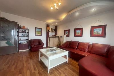 Apartament cu 3 camere decomandat, mobilat în Doamna Ghica