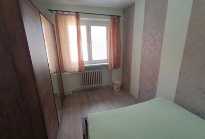 Apartament cu 3 camere semidecomandat în Central - 2