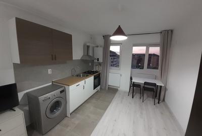 Garsonieră decomandată în Roșu - 7