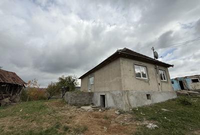 Casă cu 4 camere în Stracoș - 7