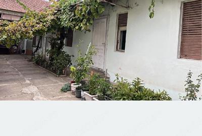 Spațiu comercial, de 200 mp, în Central - 1