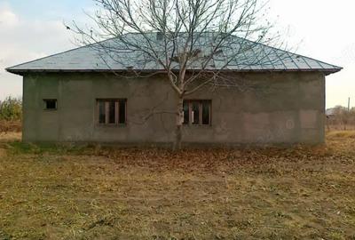 Casa de canzare in comuna Greci, muntii Macinului - 4