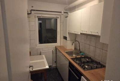 Apartament 2 c decomandat ultracentral - 1