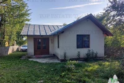 Casa individuala superba 3 camere, pivnita 24mp si teren generos 550mp in Comarn - 1