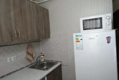 Garsonieră decomandată în Astra