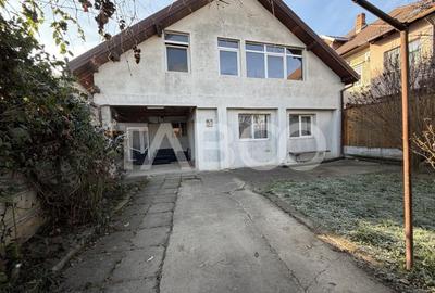 Casa de inchiriat cu 4 camere 160 mpu garaj teren liber 146 m - 1