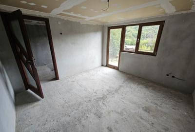 Casă cu 4 camere în Central - 6