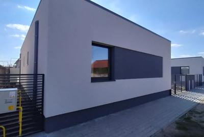 Casă cu 3 camere în Vladimirescu - 1