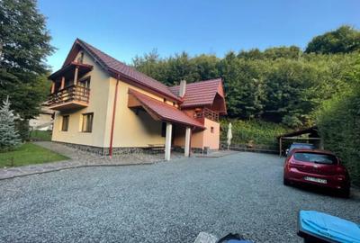 Casă cu 6 camere cu Teren 500 Mp în Firiza - 14