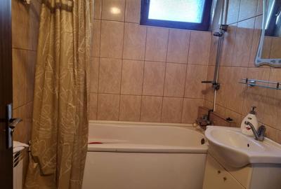 Apartament cu 2 camere semidecomandat în Central - 1