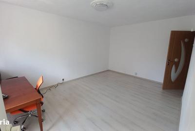 Apartament cu 2 camere decomandat în Păcurari - 1
