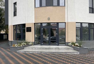 Spațiu comercial, de 43 mp, în Central - 5