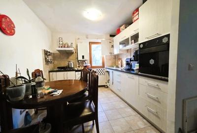 Apartament cu 3 camere semidecomandat în Tătărași - 2