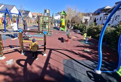 Apartament cu 3 camere decomandat în Central - 3