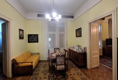 Apartament cu 3 camere semidecomandat în Central - 5