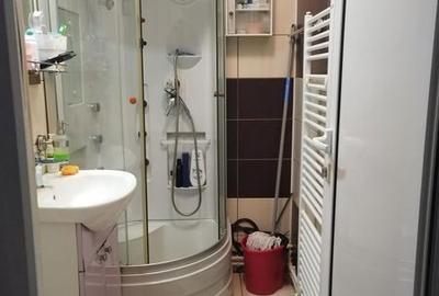 Apartament cu 3 camere decomandat în Olari - 1