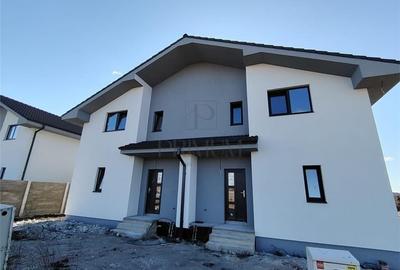 Duplex modern - bucatarie inchisa - zona linistita - teren 375 mp Duplex modern - bucatarie inchisa - zona linistita - teren 375 mp - 2