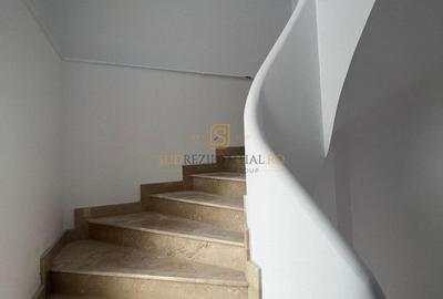 Casă individuală cu 17 camere cu Canalizare în Parcul Carol - 15