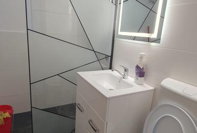 Apartament cu 2 camere semidecomandat, mobilat în 1 Mai - 9