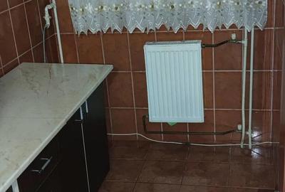 Apartament cu 3 camere semidecomandat în Mihai Bravu - 2