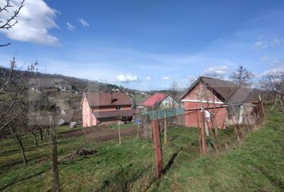 EXCLUSIVITATE! Casa cu 4 camere, 130 mp, 20 ari teren, zona - 13