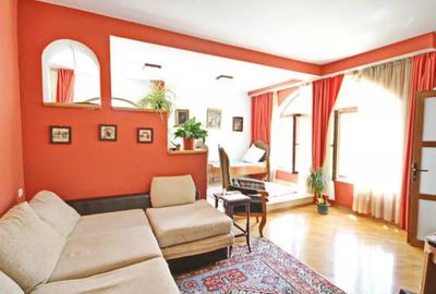 Apartament cu 3 camere decomandat în Centrul Istoric - 3