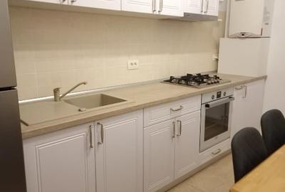 Ofer spre închiriere apartament 3 camere Ofer spre închiriere apartament 3 camere - 2