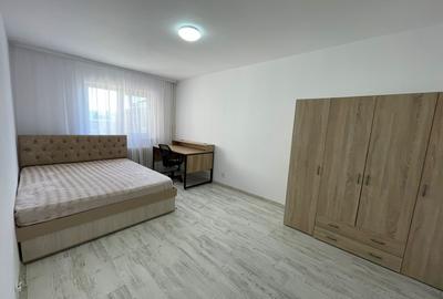 Apartament cu 2 camere decomandat în Canta - 3