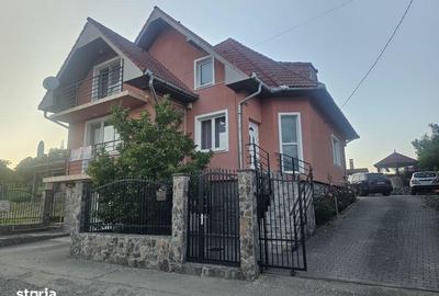Casă cu 4 camere cu Teren 340 Mp în Blejoi - 6