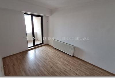 Apartament cu 3 camere decomandat în Km 5 - 6