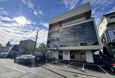 Spatiu comercial modern de inchiriat / 2 locuri de parcare - 2