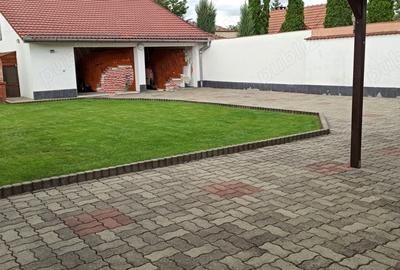 VIND apartament IN CASA cu etaj apartamentul este la parter , INTRARE SEPARATA, utilitati separate - 1