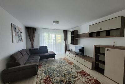 Apartament cu 2 camere decomandat, mobilat în Tractorul