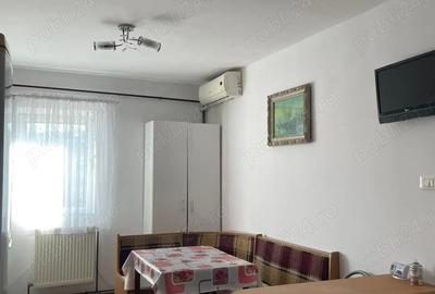Apartament cu 2 camere decomandat în Galata - 1