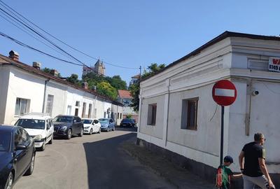 Palas,casa,pentru spatiu comercial - 2
