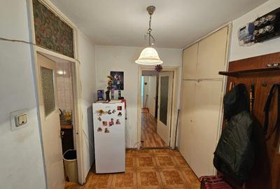 Apartament spațios cu 3 camere de vânzare - ideal pentru familie - 7