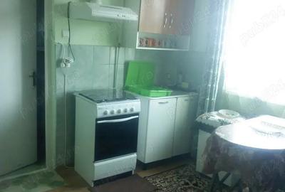 Inchiriez Garsoniera (doua camere) - 2