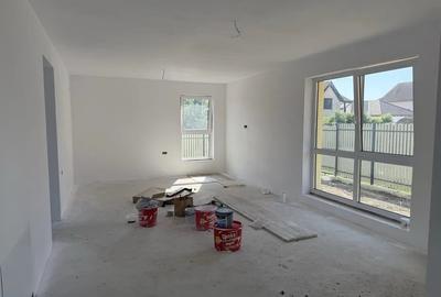 Casă cu 4 camere cu Canalizare în Micești - 3