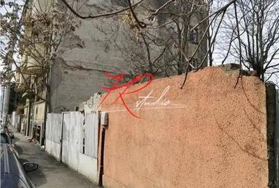 Teren de 300 mp, în Eminescu - 2