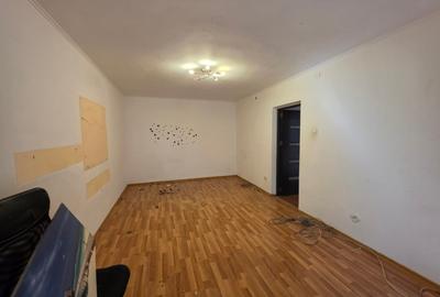 Apartament cu 2 camere decomandat în Titan - 14