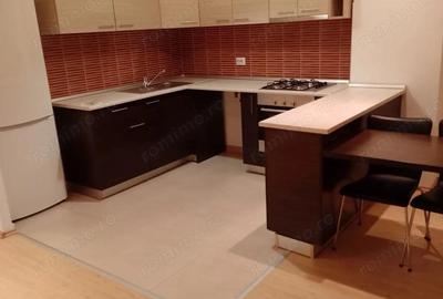 Apartament cu 3 camere decomandat în Vitan