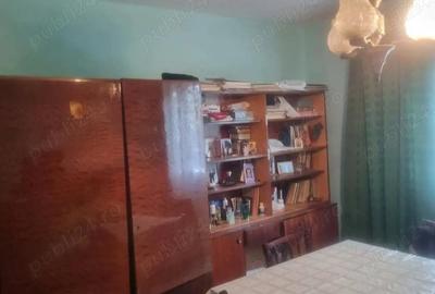 Casă cu 5 camere cu Teren 4500 Mp în Laza - 3