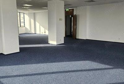 Spațiu comercial, de 340 mp, în Gara de Nord