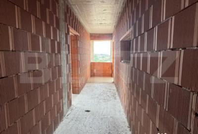 Casă cu 4 camere cu Teren 1760 Mp în Central - 15