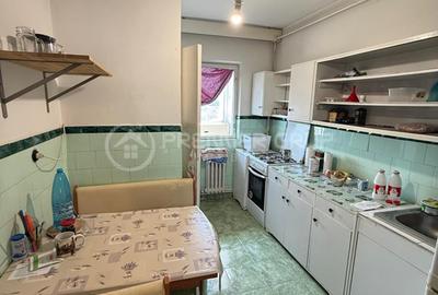 Apartament cu 3 camere decomandat în Tătărași - 7