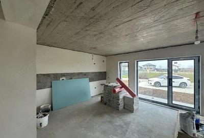 Casă cu 3 camere cu Teren 220 Mp în Central - 5