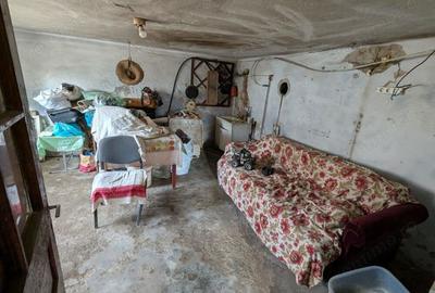 Vand casa cu etaj 4 camere Mera - 3