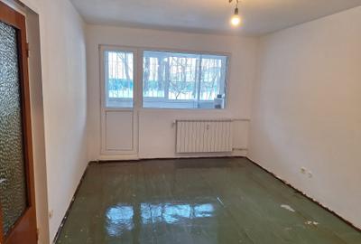 Drumul Taberei 34 - Metrou Tudor Vladimirescu, bloc reabilitat, decomandat,51 mp - 6